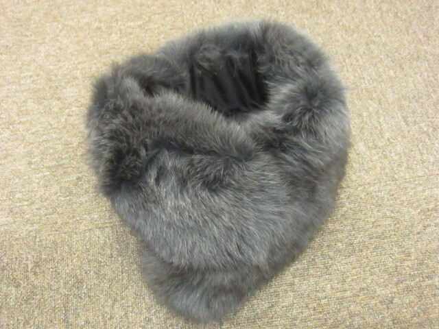 未使用 ヴィンテージ 毛皮マフラー 襟巻き リアルファーマフラー 成人式 フォックス ショール 毛皮襟巻マフラー 新品 タグ付き07190拍卖