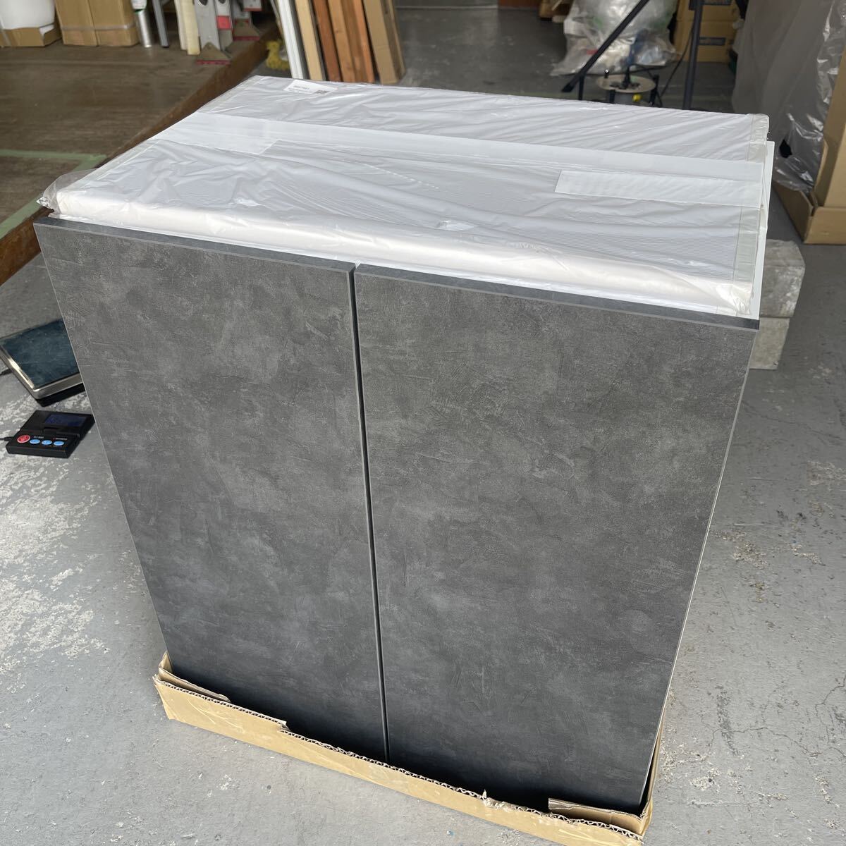 ■LIXIL 吊り戸棚 (縦)43.5×(横)600×(高さ)680mm拍卖