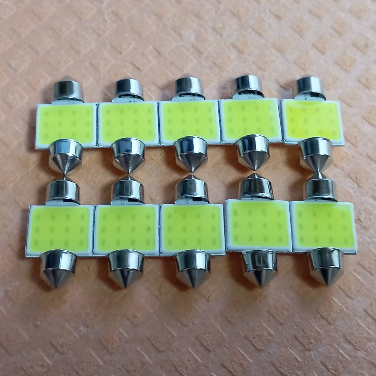 12v 24v led マクラ球 T10×31 T10×31mm トラック 20個セット ホワイト まくら球 星マーカー 室内灯 角マーカー デコトラ レトロ /t31拍卖