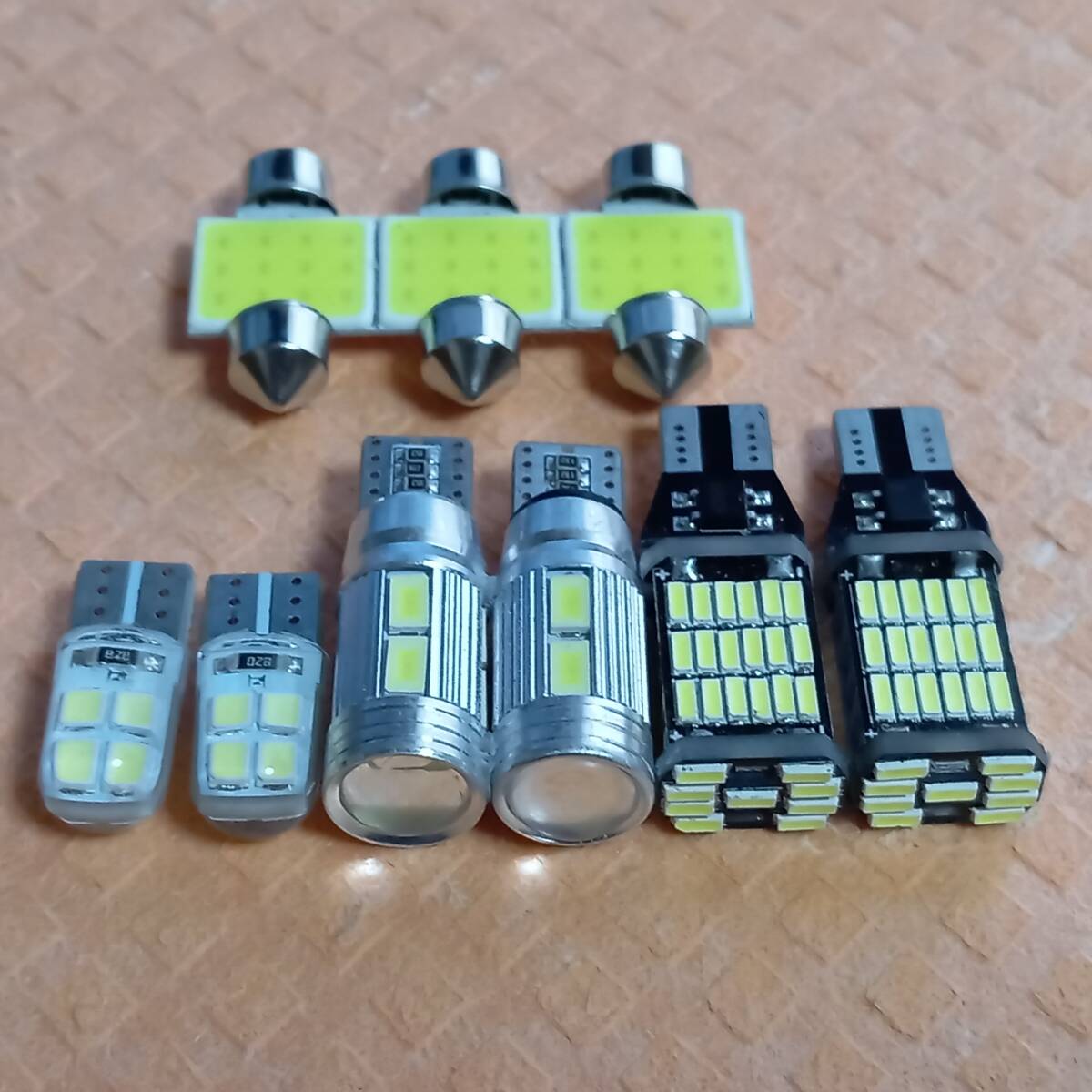 B21W デイズ 超爆光! T10 LED ルームランプ ナンバー灯 バックライト 9個セット ホワイト 日産 /45/10/c8/t31拍卖