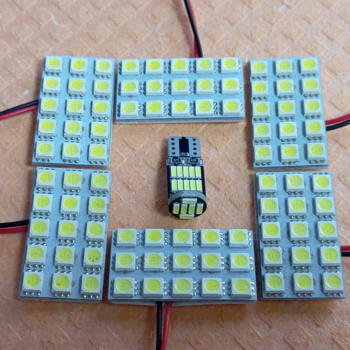 AHR20W エスティマハイブリッド 超爆光!T10 LED ルームランプ 7個セット トヨタ /s15/26拍卖