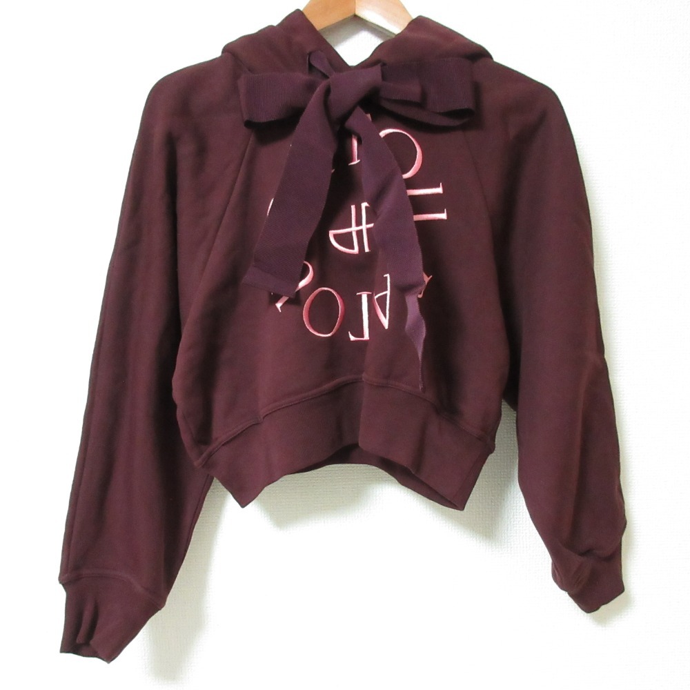 美品 23AW PATOU パトゥ メダイヨンロゴ クロップド プルオーバーパーカー サイズS ボルドー拍卖