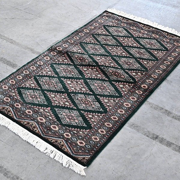 新品 未使用 パキスタン製 手織り ウールラグ 絨毯 ブハラ柄 ダイヤ型 ハンドノット 羊毛 カーペット インテリア リビング 応接室 P-58拍卖