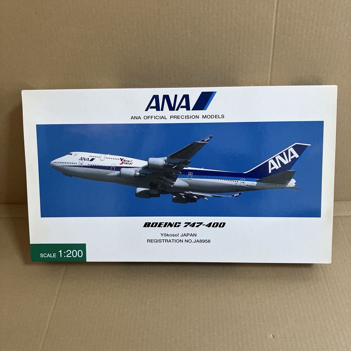 【変色、接着剤跡あり:状態悪い】■全日空商事 1/200 ANA B747-400 Yokoso!JAPAN JA8958 スナップフィットモデル NH20004【中古品】■拍卖