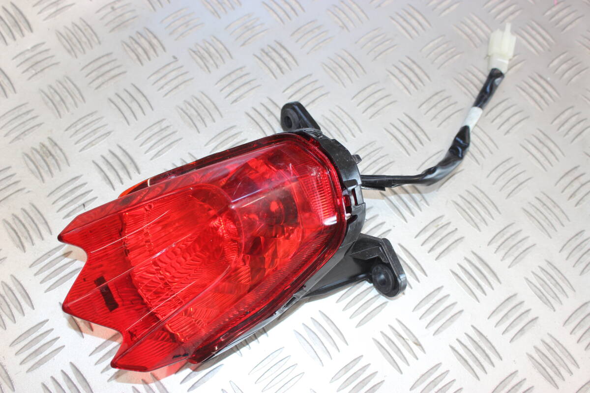 へ GSX-R125 純正テールランプ DL32B DL33B 拍卖