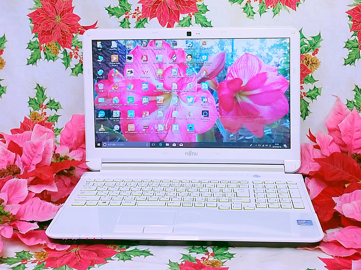 新型Windows11搭載/爆速2世代Core-i7/大人気富士通ホワイト色/ブルーレイ/ソフト多数/爆速大容量SSD512/メモリ8GB/DVD焼き/オフィス拍卖