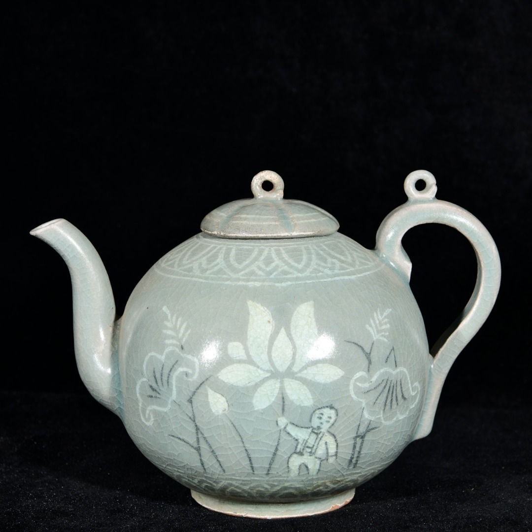 ■TC157■高麗青磁 象嵌童子蓮紋壺 水注・孤品・時代物 古玩 唐物 古陶磁器■拍卖