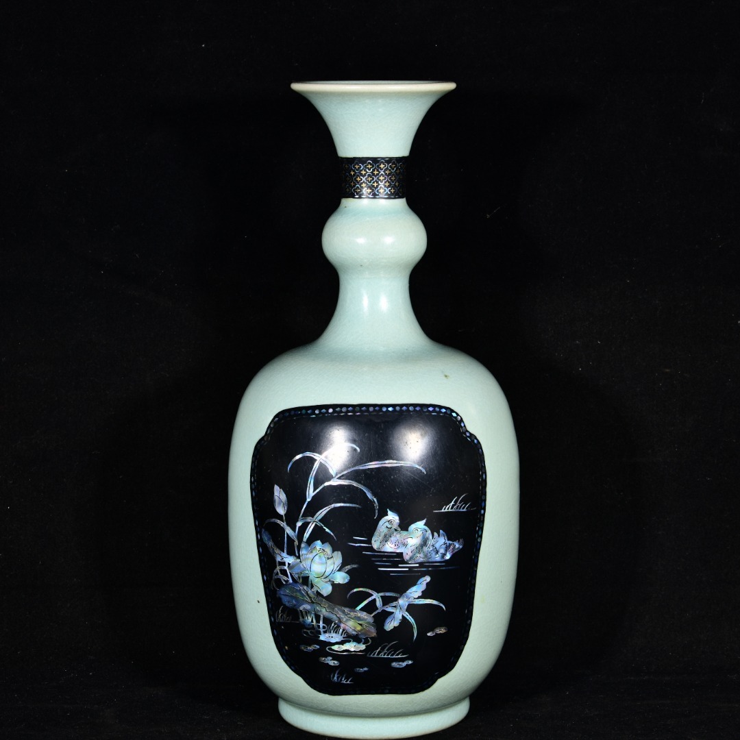 TX204■【宋汝窯 宣和殿款】清凉寺瑪瑙釉 貝売が嵌め 蓮塘鴛鴦荷花紋浄水瓶 時代物 古玩 唐物 古陶磁器■拍卖