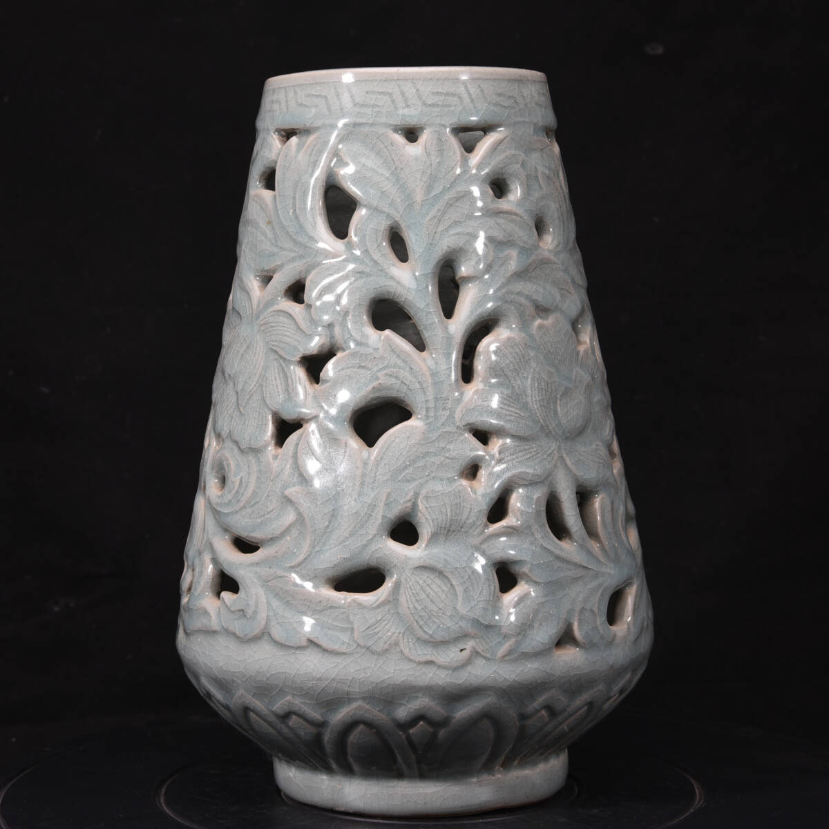■TC142■高麗青磁 透かし彫り 牡丹花卉文 尊瓶 時代物 古玩 唐物 古陶磁器■拍卖