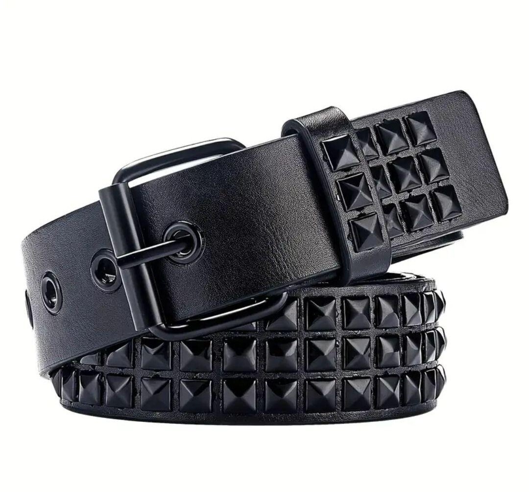 新品 スタッズベルト ブラックメッキ ベルト メンズ 鋲ベルト 弾丸ベルトウエスタンベルト パンク ロック PUNKピラミッド鋲 ピラミッド 鋲拍卖