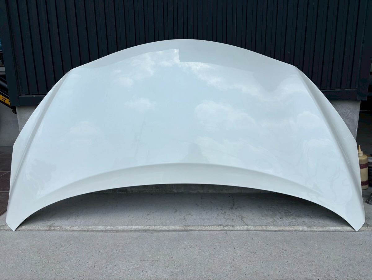 021【ニッサン:ノート】ボンネット E12 HE12 QAB ※小凹あり ※佐川急便着払い発送拍卖