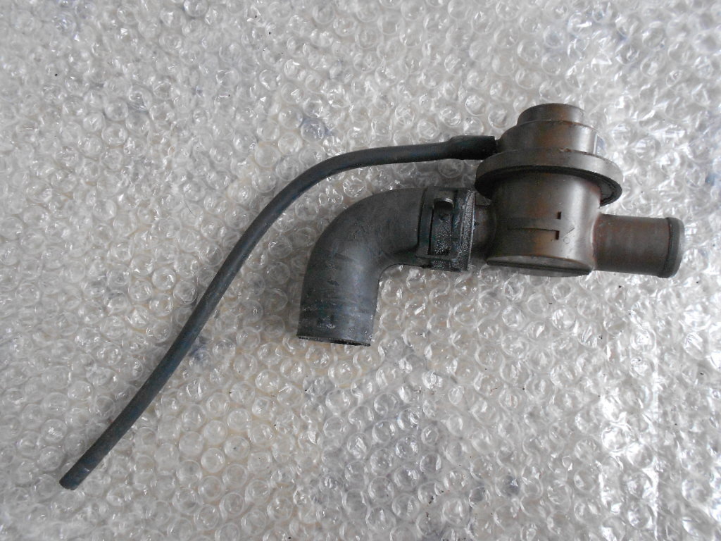 FD3S★中古純正部品★ブローオフバルブ★売切り★RX-7★前期★インテーク★リリーフバルブ★その②ホース付き拍卖