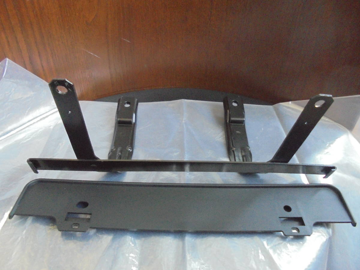 NA6C★新品純正部品★ナンバーステー&プロテクター★全国送料無料(沖縄県除く)★即決★ナンバーオリジナル位置用★ロードスター*拍卖