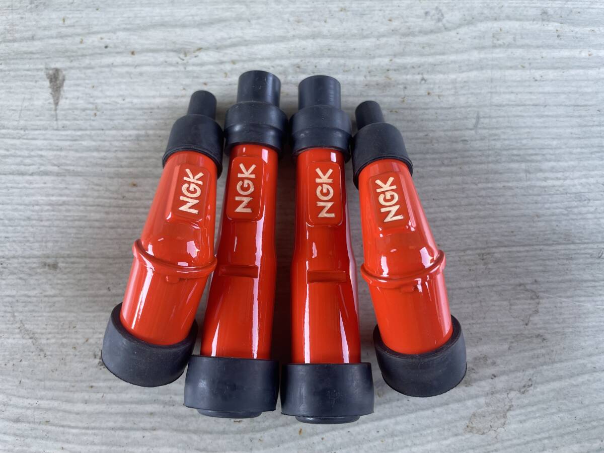 NGKプラグキャップ当時物風赤っぽいオレンジに黄文字仕上げ(Z1Z2GS750FXCB750KZ900CBX4フォアXJGフォア旧車)拍卖