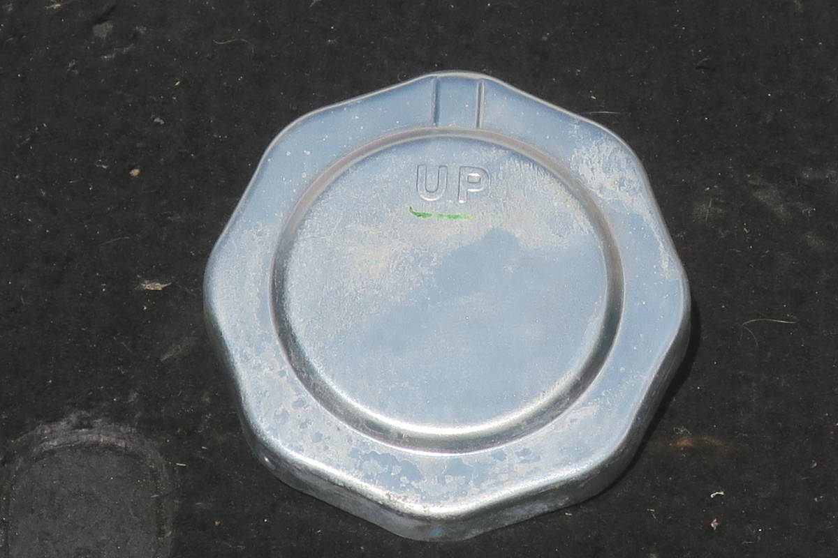 R3 2PG-CYJ77CA ISUZU GIGA いすゞ ギガ 10t 4軸低床 純正 燃料タンク キャップ FO タンクキャップ フューエルキャップ 新車外し! NO113拍卖