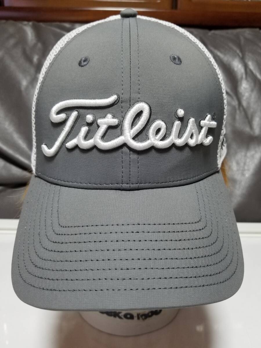 Titleist PRO V1 メッシュ キャップ グレー拍卖