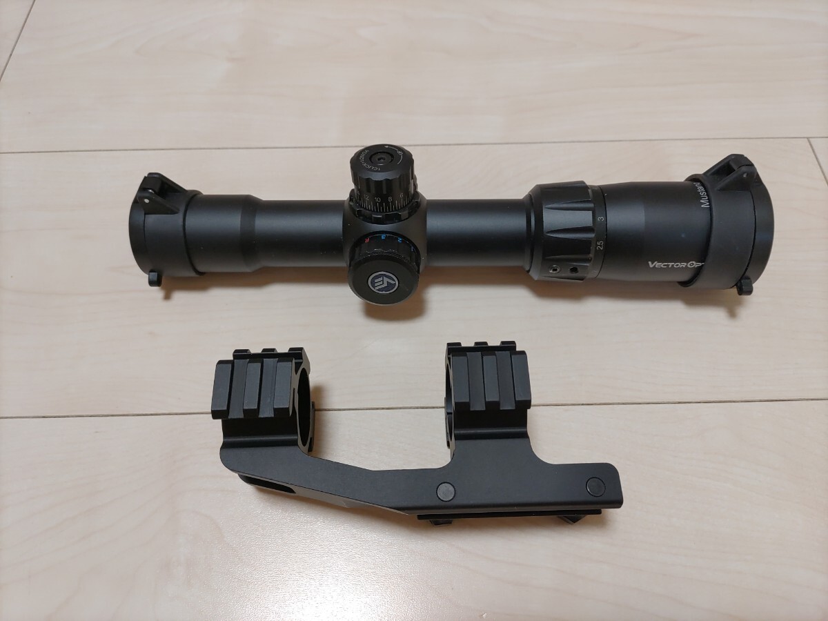 ベクターオプティクス スコープ マスタングGen2 レンズプロテクター付き拍卖