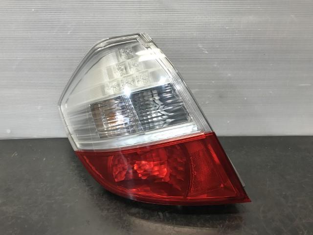 【TS】フィット DBA-GE8 左テールランプ P7612 33550-TF0-J01拍卖