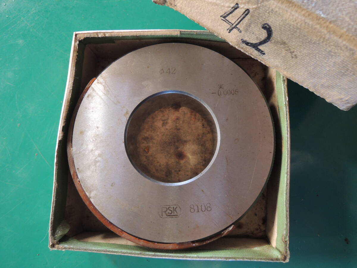 理研測範 RSK リングゲージ 呼42 実-0.0005 基準器 ゲージ 測定器 中古 工具 #775拍卖