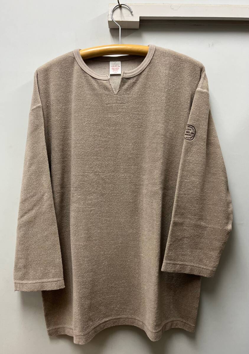 TURN ME ON(ターミーオン)『ラフィパイル9分袖スキッパー(125-606)』BROWN拍卖