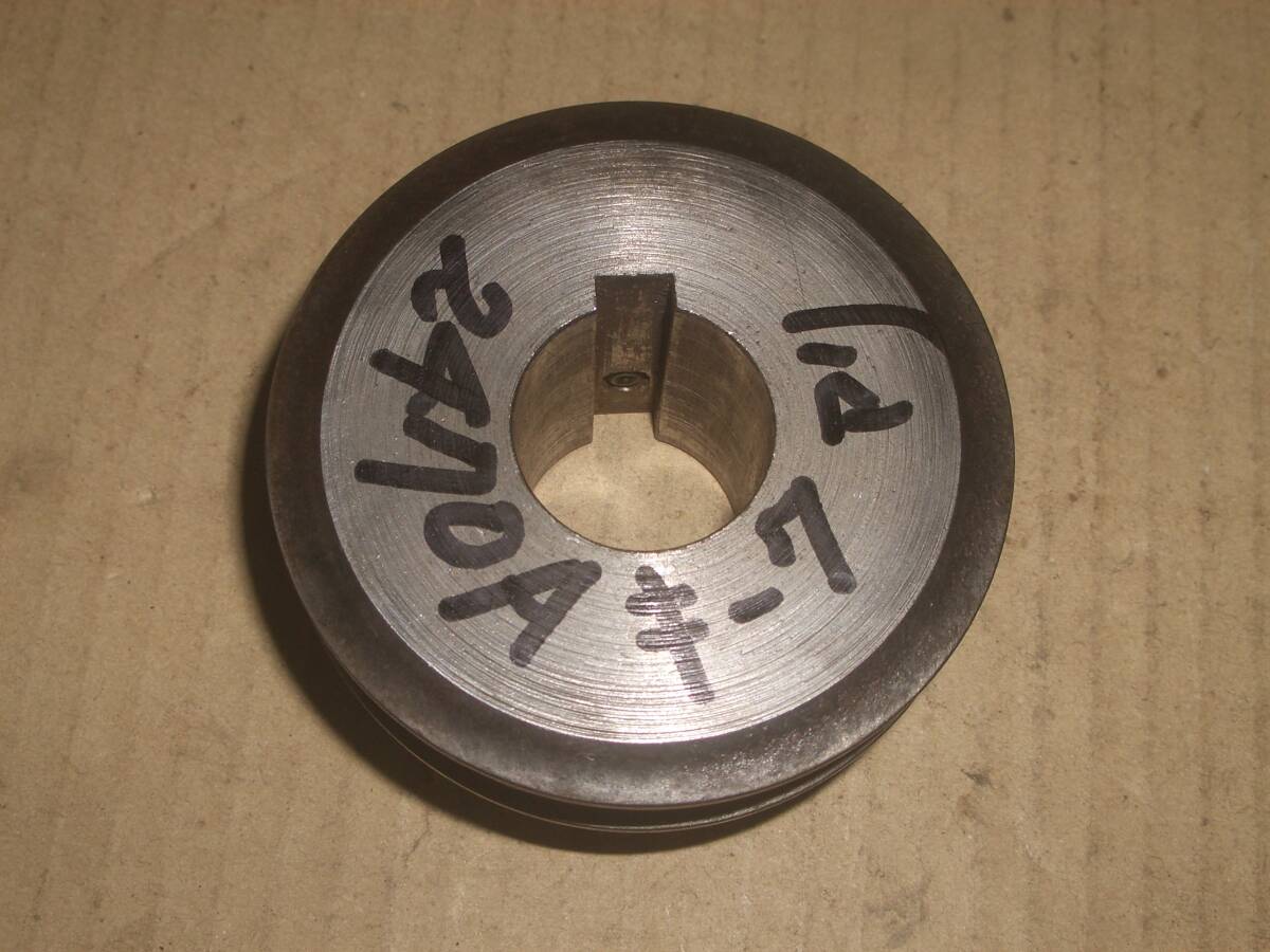 プーリー 軸径24ミリ 外径70ミリ Aベルト拍卖