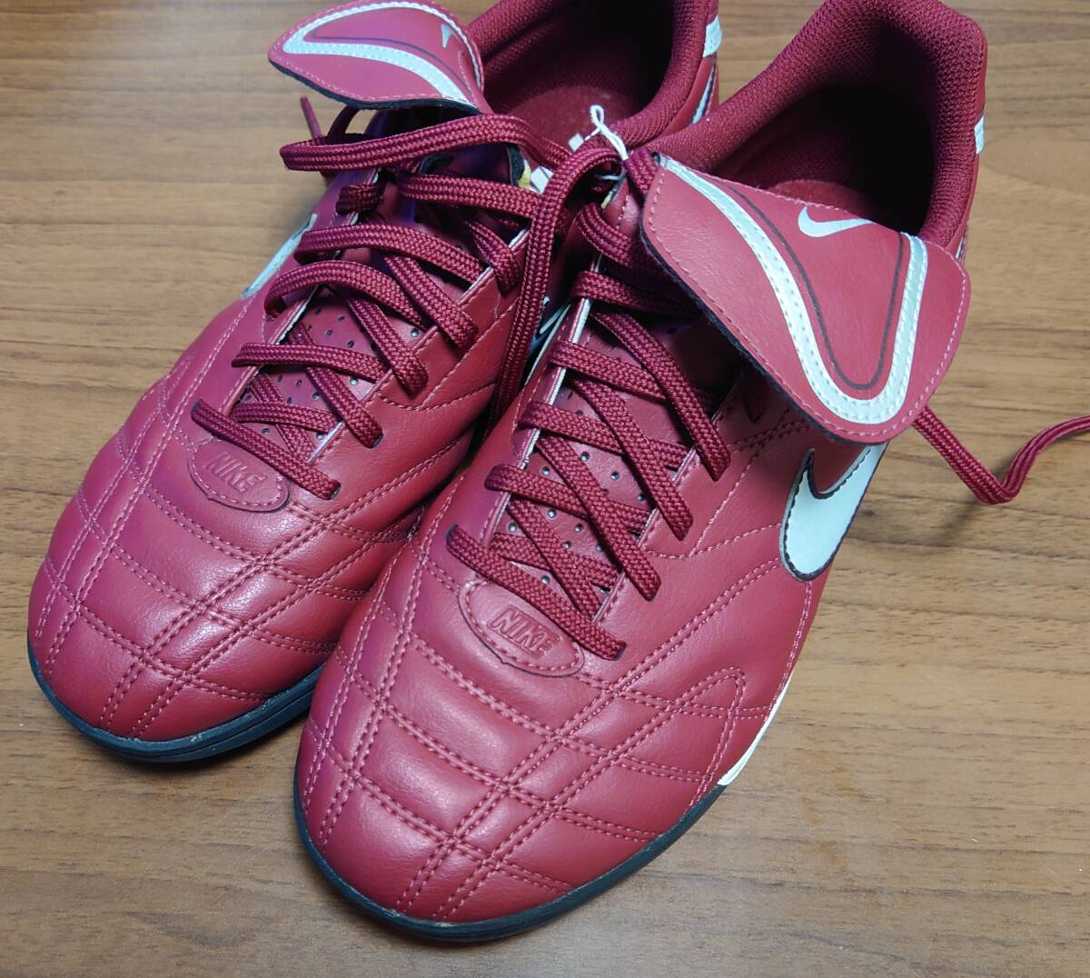 【未使用】ナイキ トレーニングシューズ ティエンポ ナチユラル III TF(エンジ) TIEMPO 25.5cm拍卖