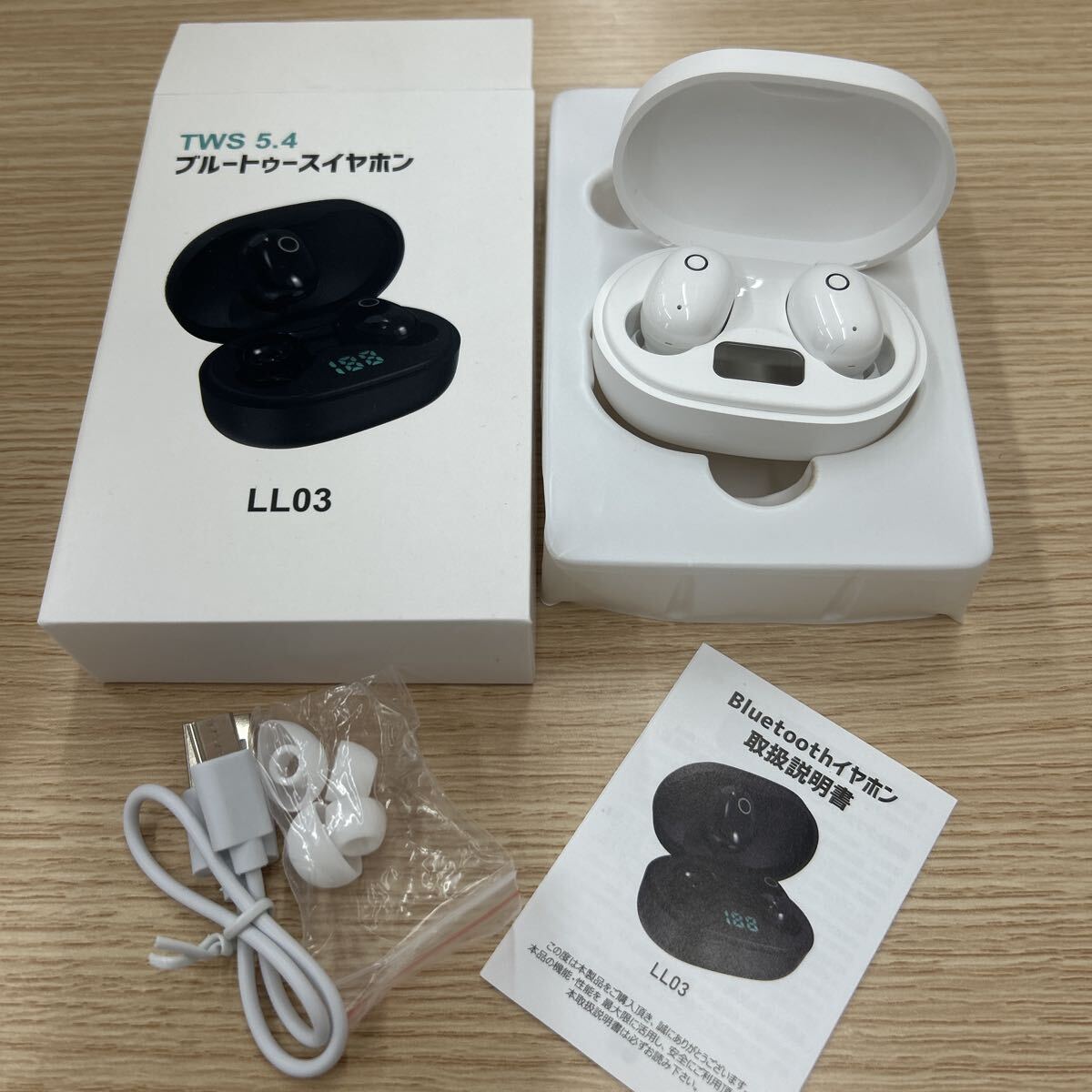 om/松 6e116 ワイヤレスイヤホン イヤホン Bluetooth LL03 美品 tws 5.4 ホワイト拍卖