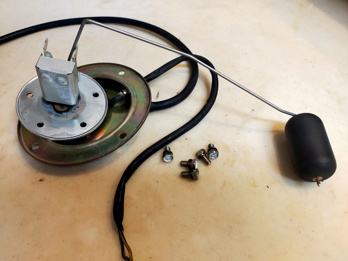 RG400 RG500 ガンマ フューエルセンサー拍卖