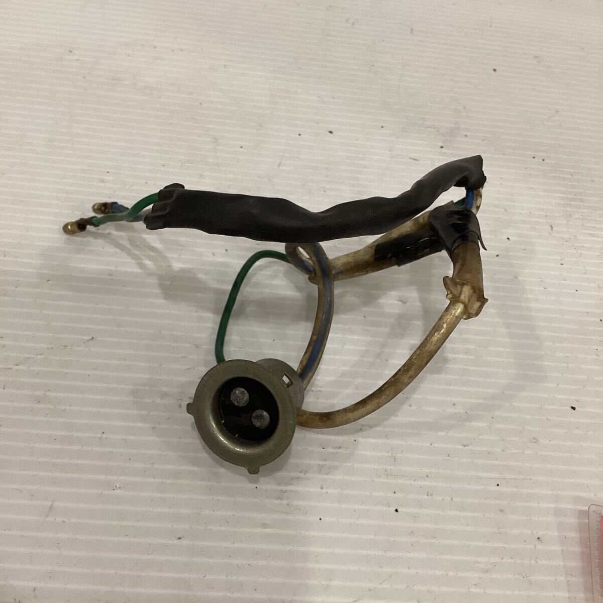 E24-38 ホンダ ジャズ JAZZ AC09 ヘッドライト ソケット 純正部品 動作確認済み拍卖