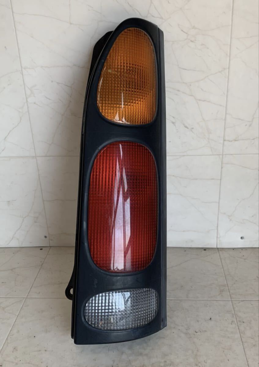 送料無料 S230V アトレー テールライト 運転席 右 KOITO 220-51645 ダイハツ 20250818拍卖