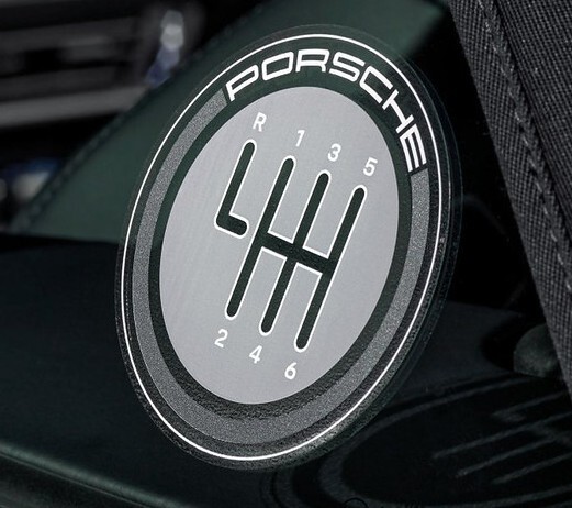 PORUSCHE 992 カレラ T用 シフトステッカー1枚(ステッカー画像は同デザインですが、配色は違います)文字等は白、太線は黒、透明地。拍卖