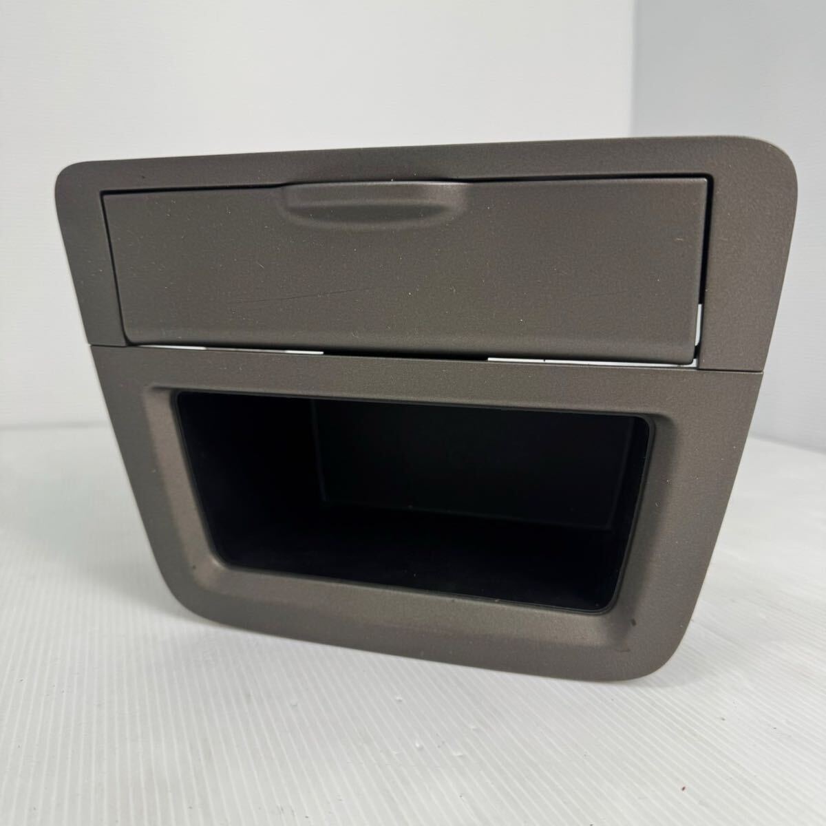 ホンダ エリシオン RR1 ポケットASSY 小物入れ 77277-SJK-JO 77280-SJK-0000-22 純正拍卖