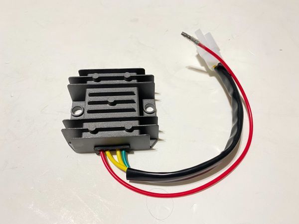 Z250FT '79-'82 Z400ツイン '78-'82 Z750T '78-'82 レギュレーター レギュレター 2拍卖