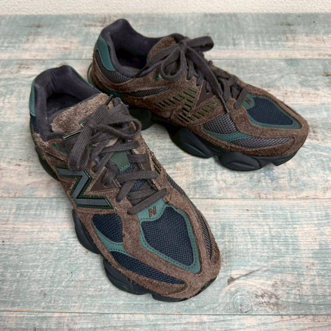超美品 NEW BALANCE U9060OUT スエード 26cm ブラウン拍卖