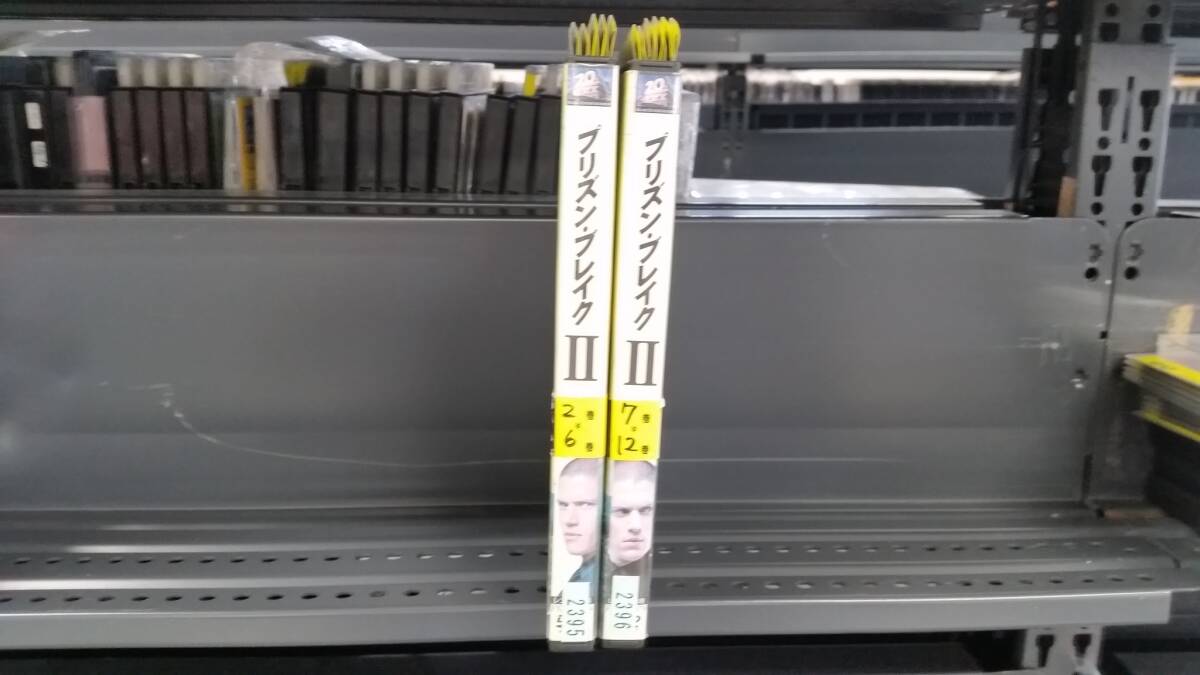 YD9053 DVD【(未完)プリズン・ブレイク シーズン2 2~12 (全11枚)】☆(出演ウェントワース・ミラー他)☆現状渡し※ケース無し発送拍卖