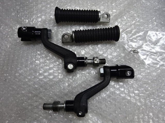 H-D純正 FXR パッセンジャー フットペグ マウント ブラケット 検 ハーレー エボ タンデム ステップ オス型 フットペグ マウント カスタム済拍卖