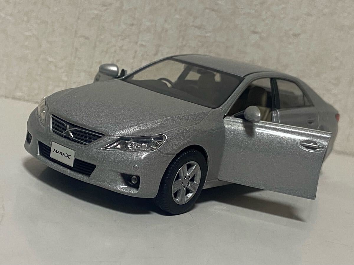 1/30 トヨタ マークX 130系 シルバーメタリック カラーサンプル TOYOTA MARK X 拍卖