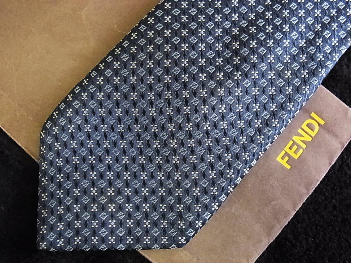 ■E0236N■在庫処分SALE■フェンディ【総FFロゴ】【FENDI】ネクタイ★拍卖