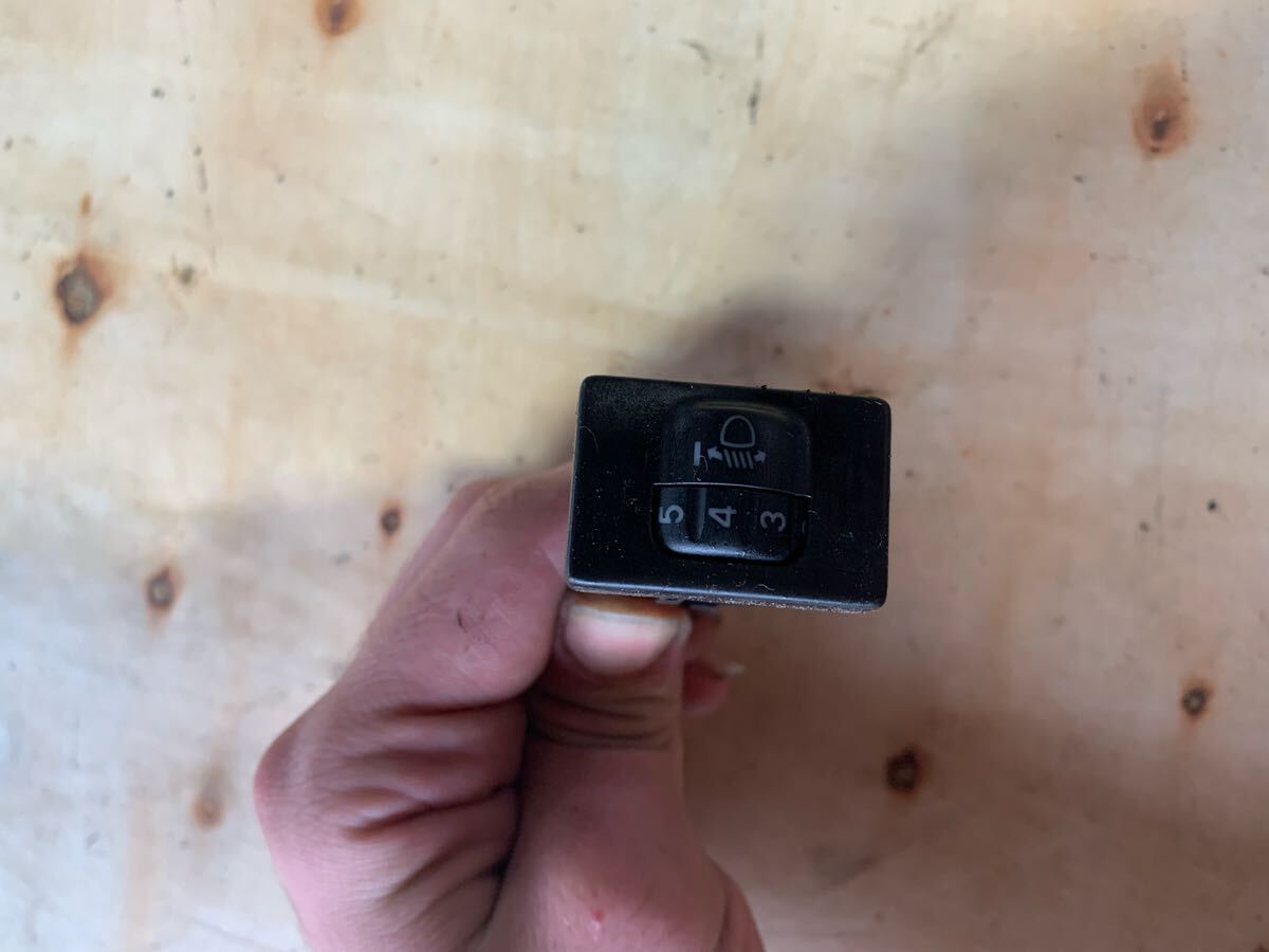 全国送料無料 アルト HA36S レベライザー スイッチ拍卖