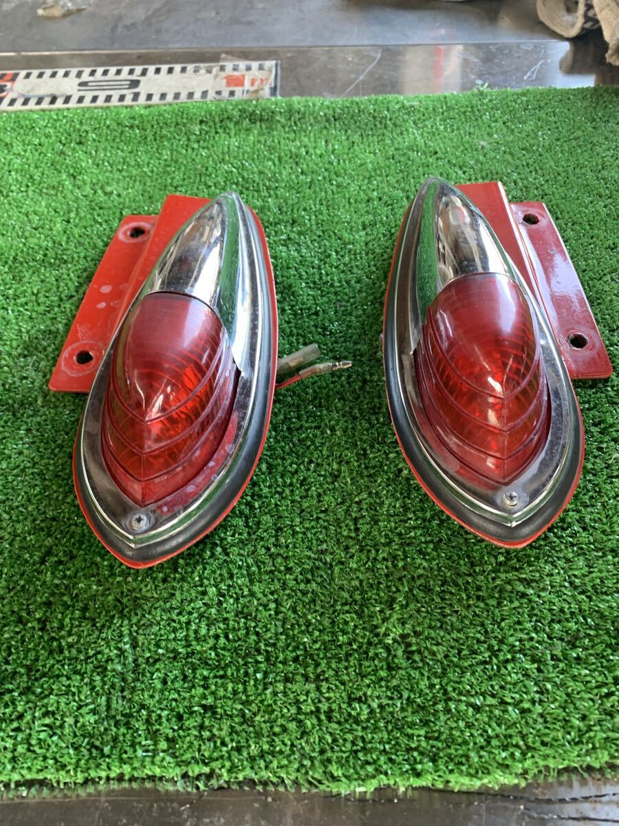 全国送料無料 ステー付き ナマズランプ 2個セット 24V拍卖