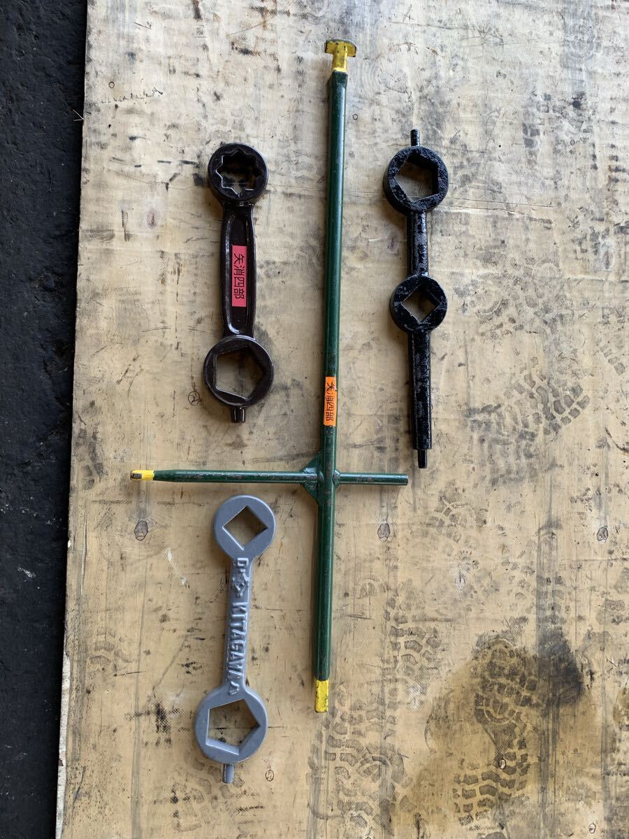 全国送料無料 消防 ハンドル レンチ 工具 セット拍卖