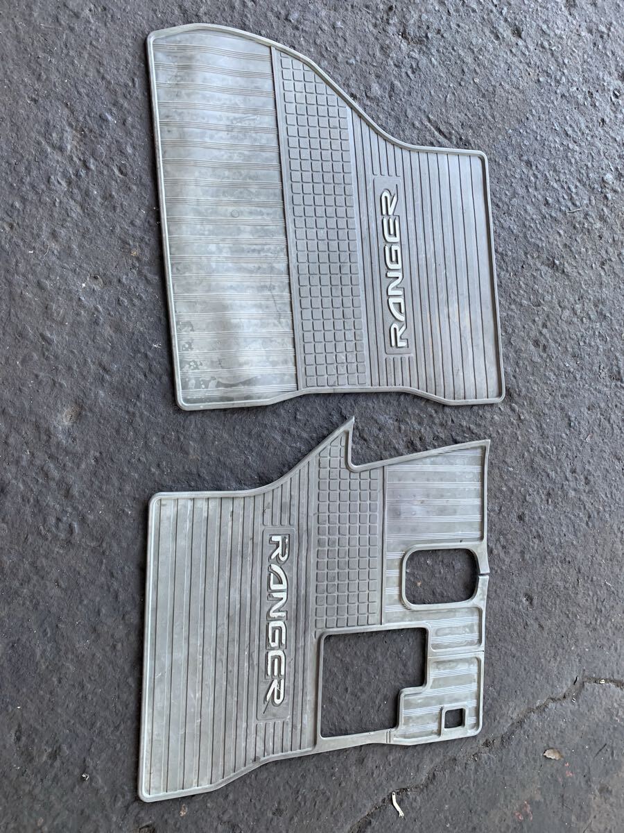 全国送料無料 日野 ライジングレンジャー ゴムマット フロアマット 左右 消防車 2万キロ取り外し拍卖