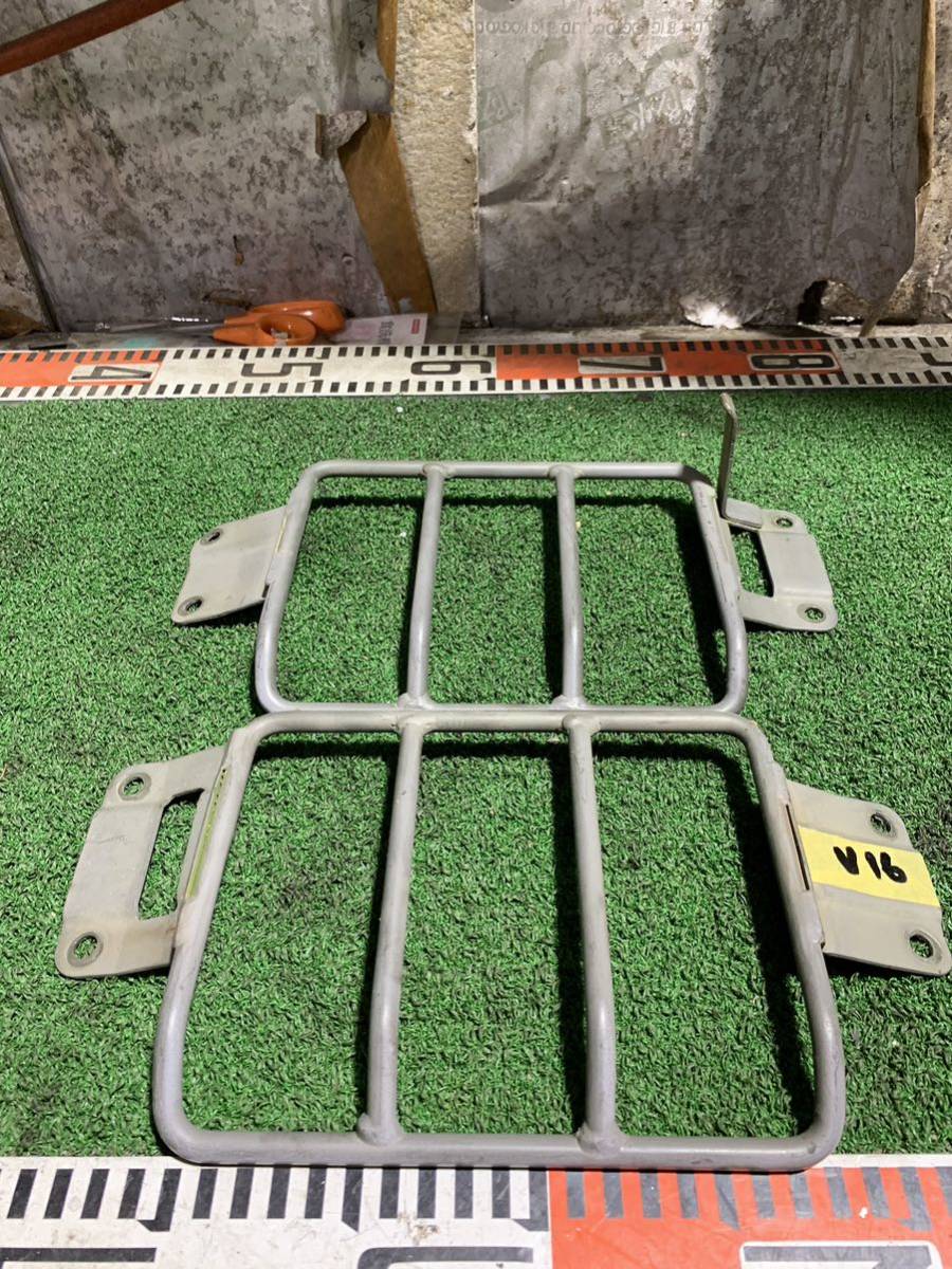 全国送料無料 三菱 パジェロ テールランプ ガード 左右L141GW L144GWG L044GV L149GW L049GV L146GW V16 在庫多数 ④拍卖