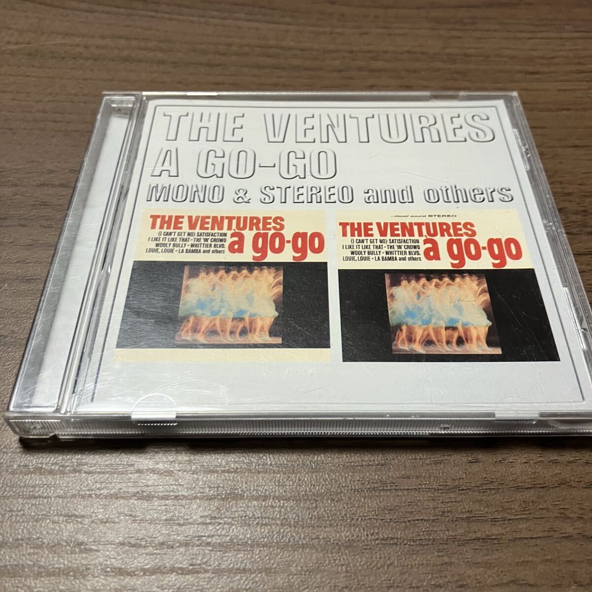 CD THE VENTURES A GO-GO / ベンチャーズ・ア・ゴー・ゴー(モノ&ステレオ)《THE VENTURES MONO STEREO拍卖