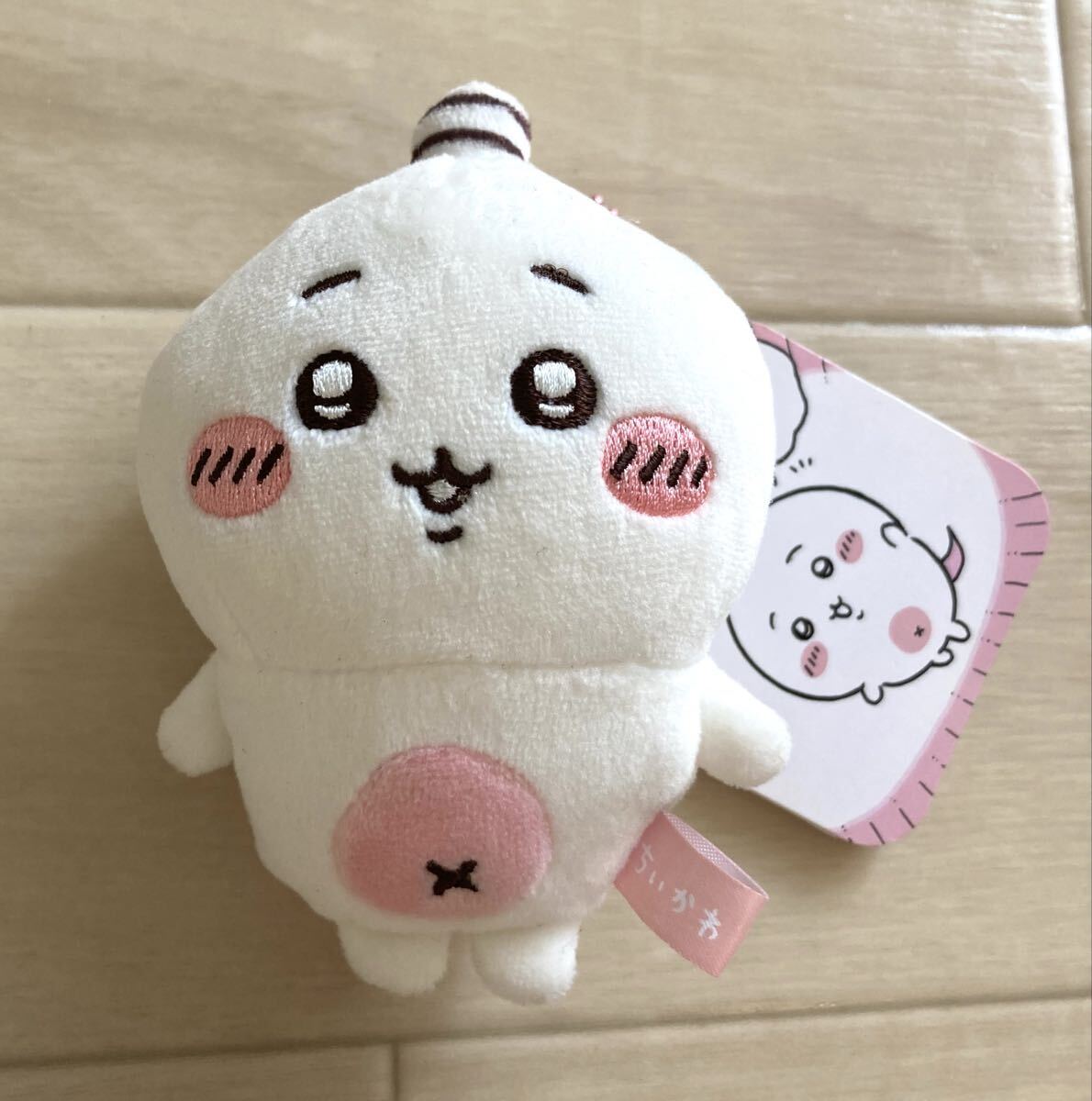 【ちいかわ〜パラレルワールドぷちミニマスコット、ちいかわ?】タグ付き!2024.11.22、定価1650円、人気のウです。ナガノ、ちいかわ拍卖