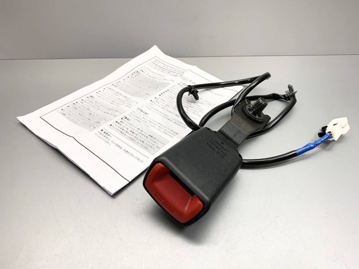 ★新品 日産 R35 GT-R 純正 フロント シートベルトバックル ASSY 左 運転席側 スカイライン NISSAN Front seat buckle belt ASSY LH GTR拍卖