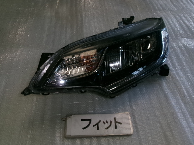 フィット GP5 左ヘッドランプユニット LED 即決 7227拍卖