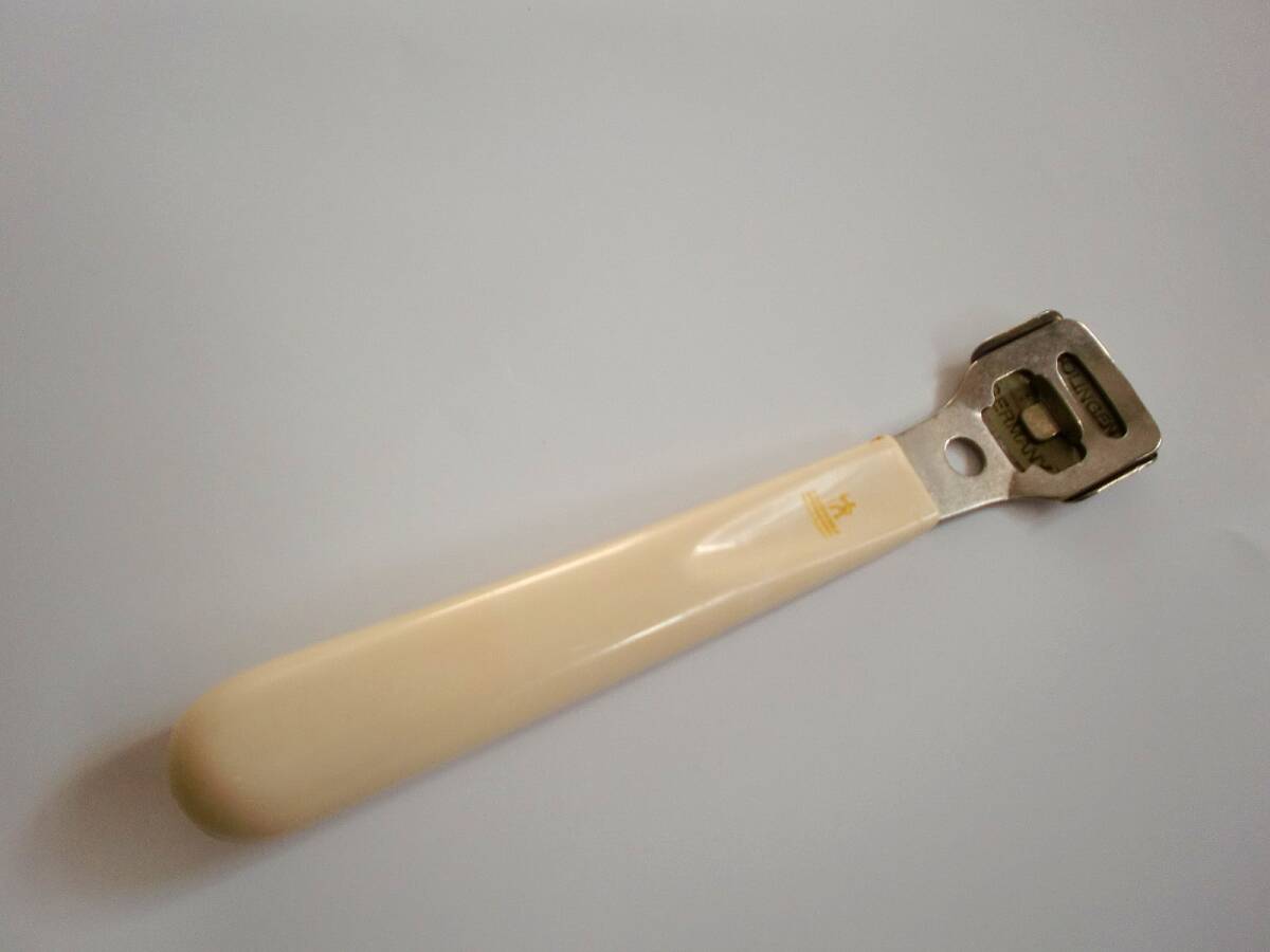 ヘンケルス/皮膚科でも使用/安全に除去魚の目削り角質削り角質ケアカッターウオノメコーンスライサータコうおの目コーンカッターフットケア拍卖