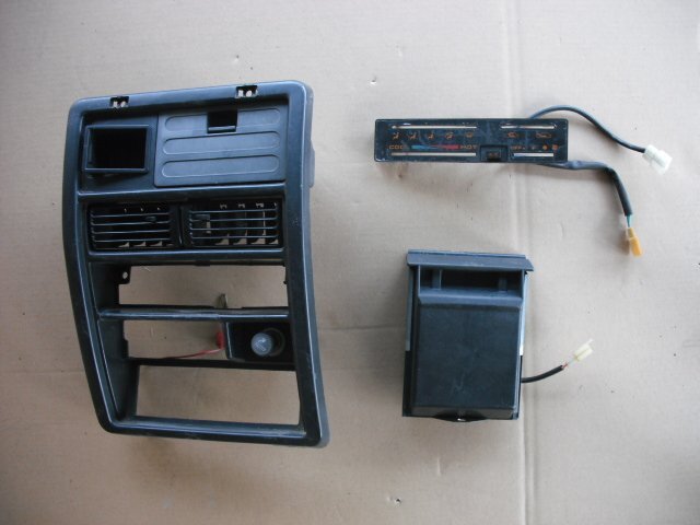 『B274』JA11V F6A ジムニー パノラミックルーフ EC センターパネル 灰皿 シガーソケット エアコンスイッチ パネル g41z JA11 JA12W JA22W拍卖