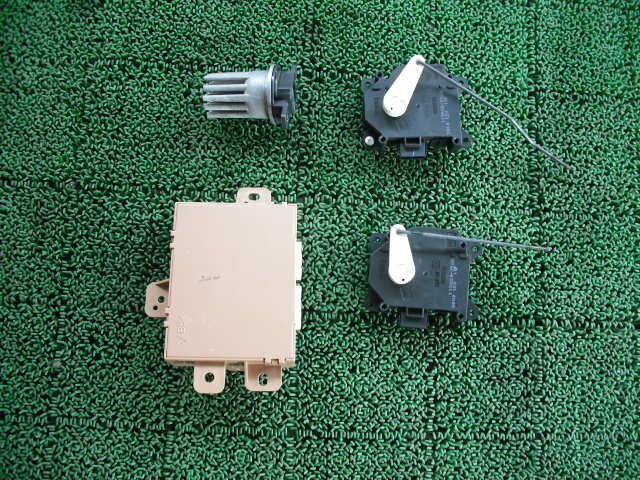 『B277』SE3P 13B RX8 RX-8 タイプS ヒーターコア サーボモーター フラップヒーターモジュール 177300-7233 113800-2320 u2G 004 d24z拍卖